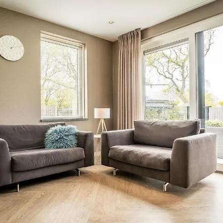 Thatched Wellness Near Texel Sea Вилла *