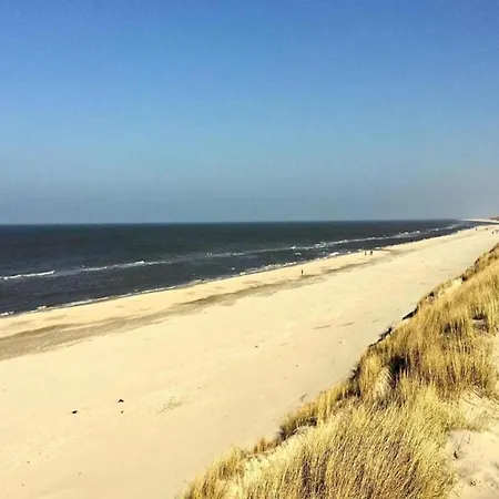 Thatched Wellness Near Texel Sea Вилла *